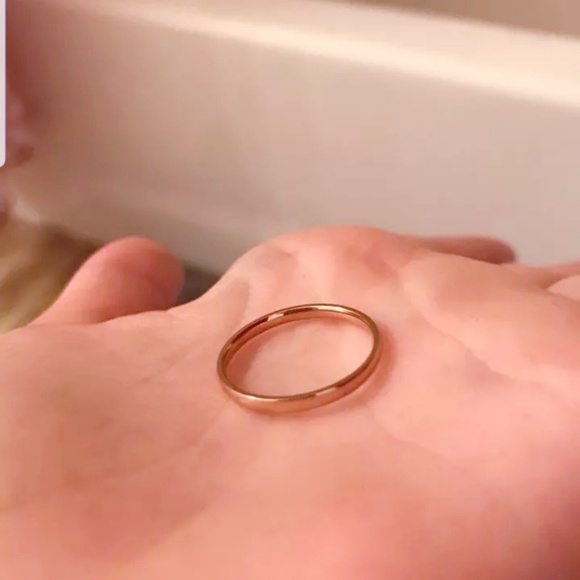 Titanium Steel Hypoallergenic Wedding Band - Picture 4 of 6